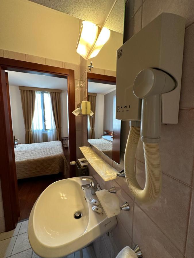 Hotel Aspromonte Milán Exteriér fotografie