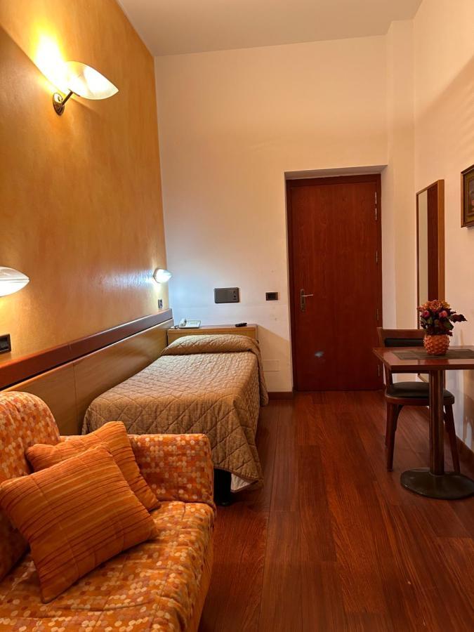 Hotel Aspromonte Milán Exteriér fotografie