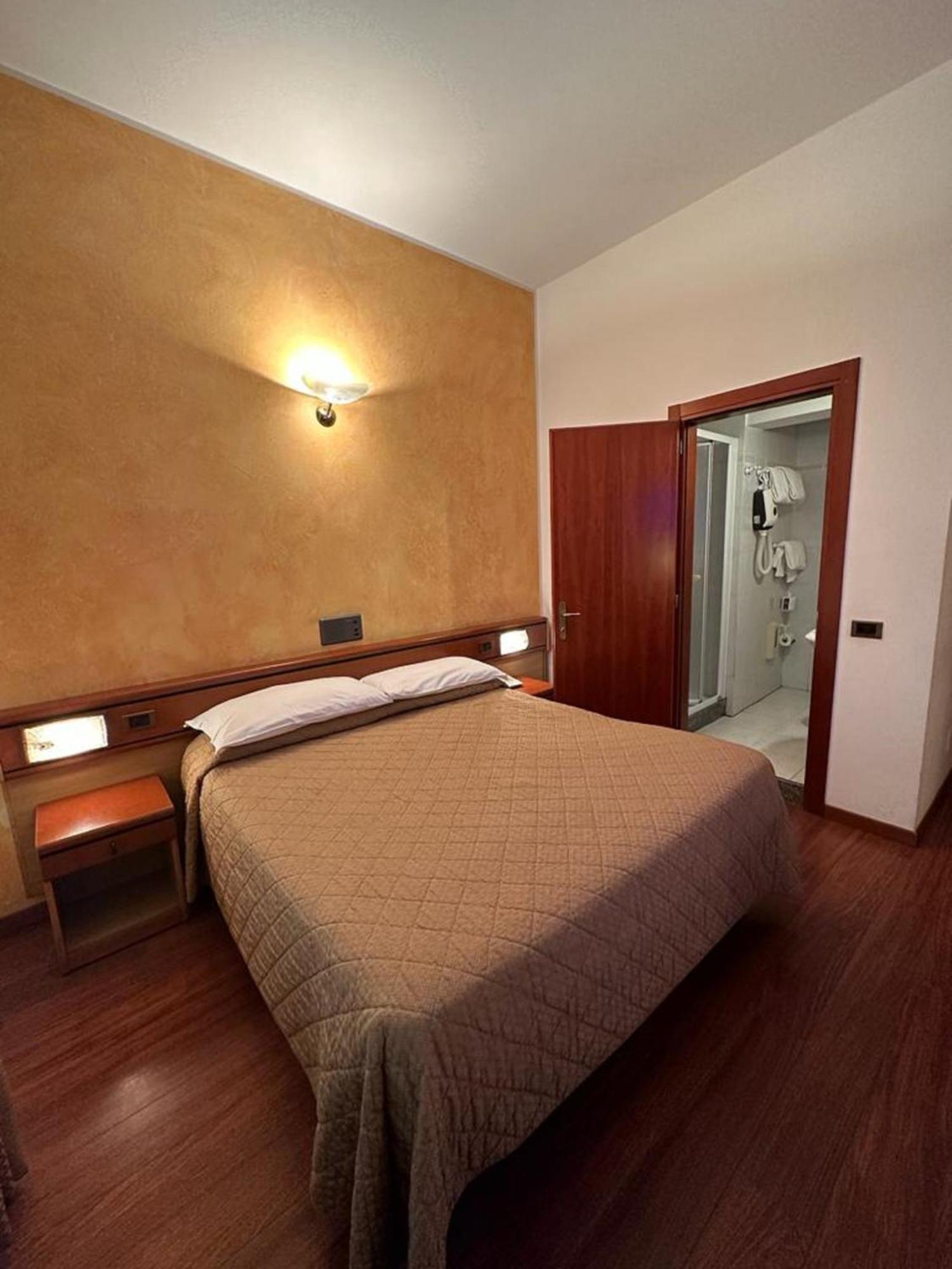 Hotel Aspromonte Milán Exteriér fotografie