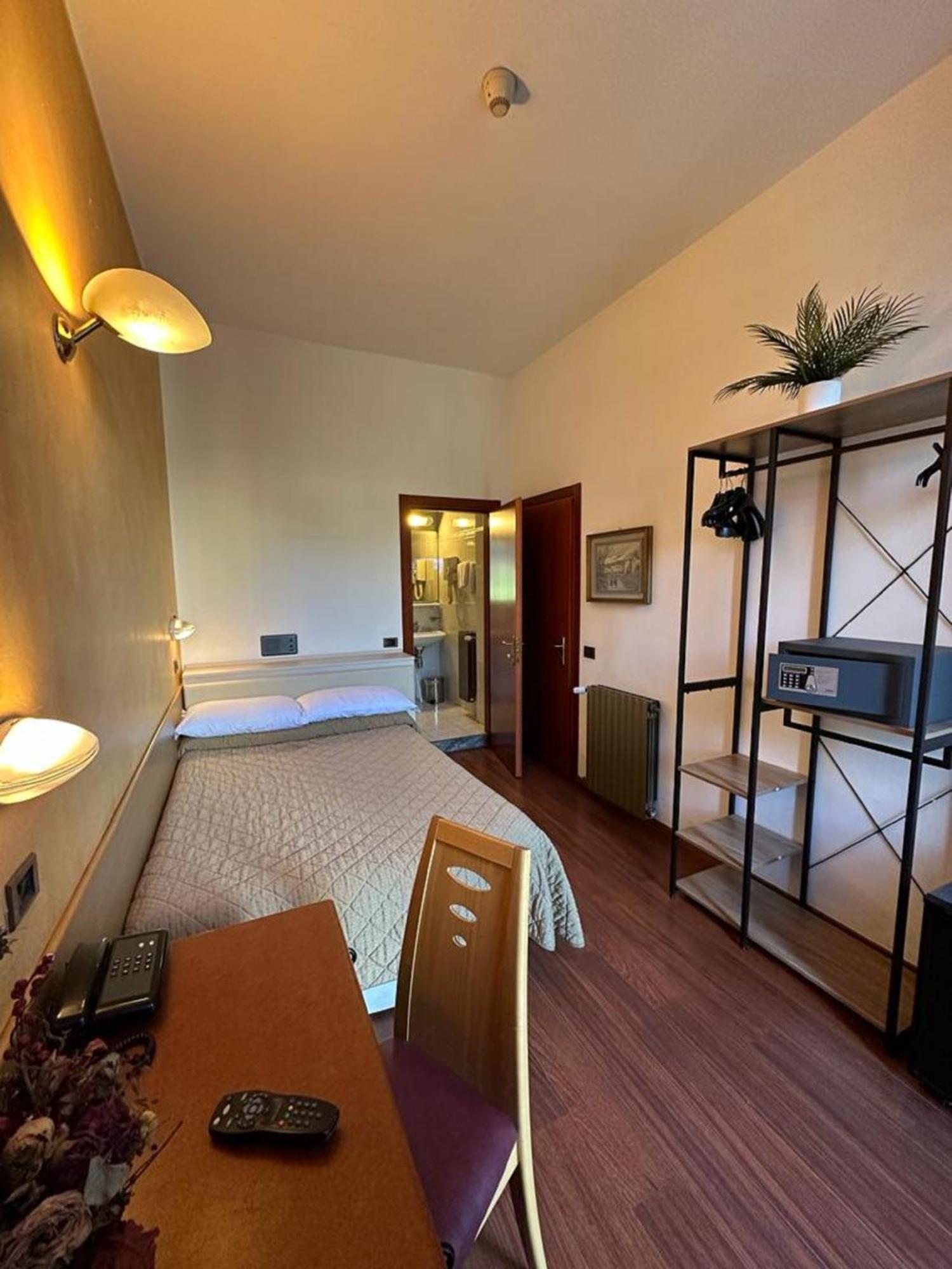 Hotel Aspromonte Milán Exteriér fotografie
