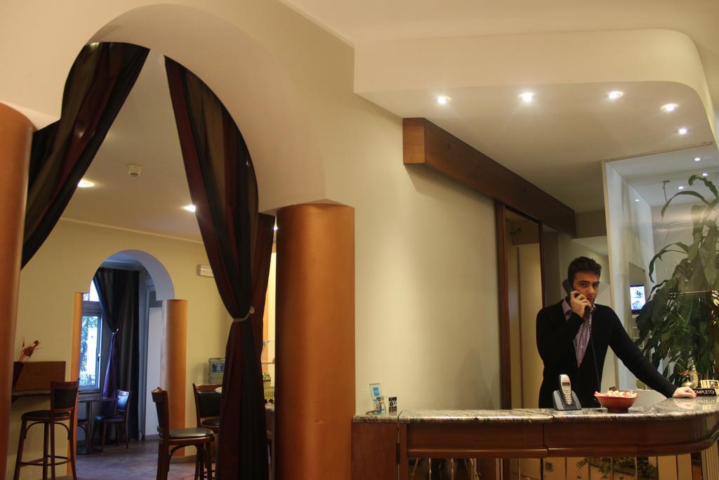Hotel Aspromonte Milán Exteriér fotografie